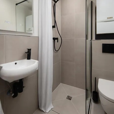 Wohnung 'The Cove' Hbf/Messe/Oevb Arena/City Бремен Экстерьер фото
